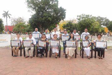 reconocimiento a los maestros en Valladolid, Yucatán